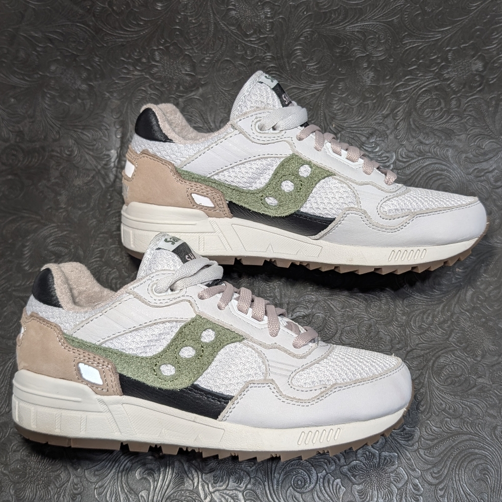 Saucony Shadow 5000 Unplugged White Green Mauve Unisex 3.5 Sneakers 2023 Edition
